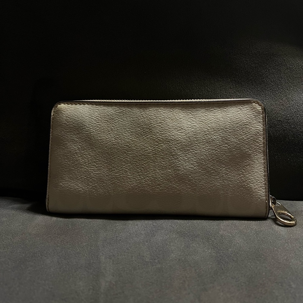Coach Wallet - Picture 2 of 10